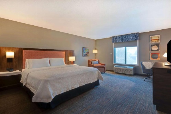 Hampton Inn & Suites Rohnert Park - Sonoma County image 16